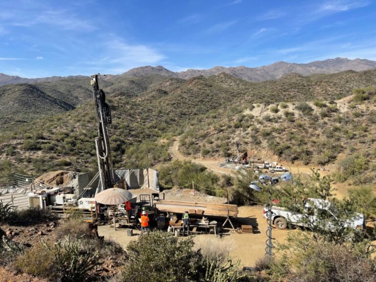 Arizona Metals plonge lorsque Kay Resource manque les attentes