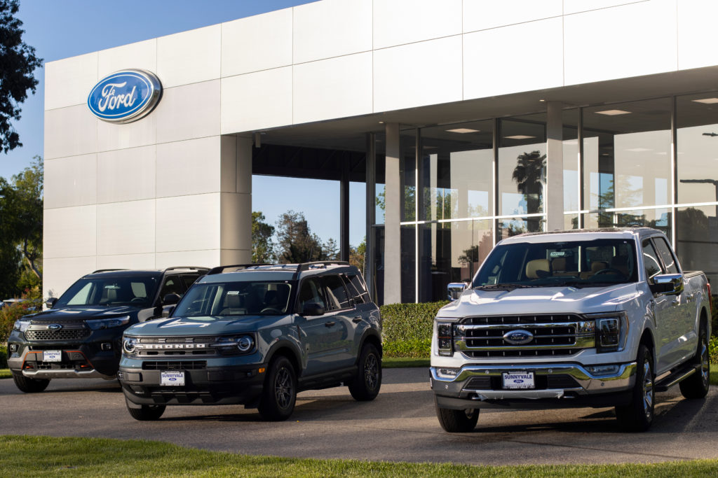 Le PDG de Ford dit que l'approvisionnement en terres rares est «quotidien» après l'arrêt de l'usine