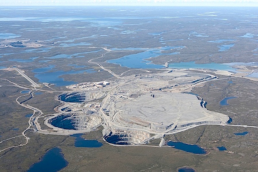 Bourgogne dans le commerce d'arrêt avant la mise à jour de la mine Ekati clé