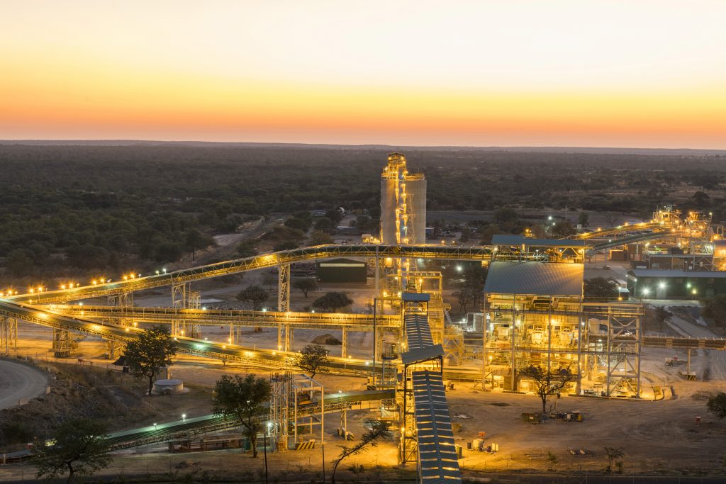 Zimplats pèse la réouverture de la mine de bouchte alors que les prix rebondissent