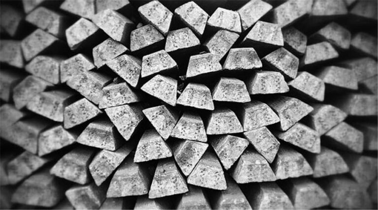 Wall Street accumulating physical silver ahead new regulations, price explosion