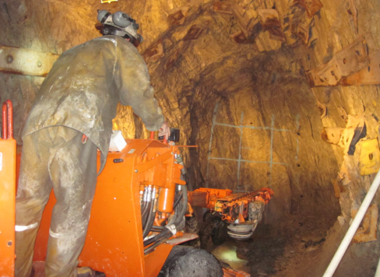 Americas Gold étend sa présence en Idaho avec un accord de 65 millions de dollars pour une mine historique