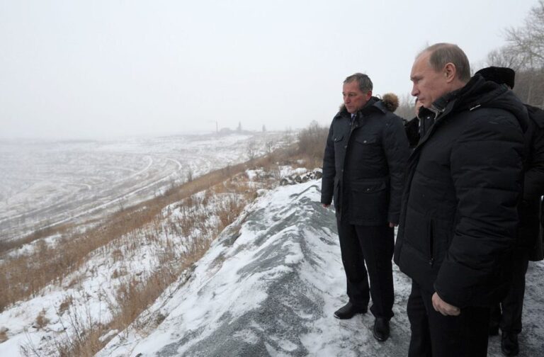 Poutine ordonne une feuille de route pour l’extraction russe des terres rares