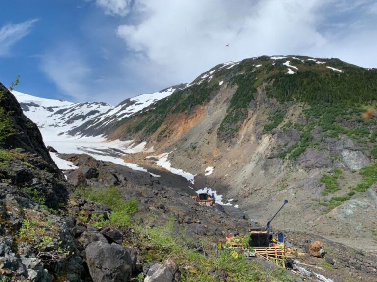 Contango Ore accepte un accord de 812 millions de dollars pour acheter Dolly Varden