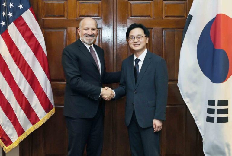 Le projet de Korea Zinc de construire une fonderie américaine profiterait à la Corée du Sud, selon le ministre