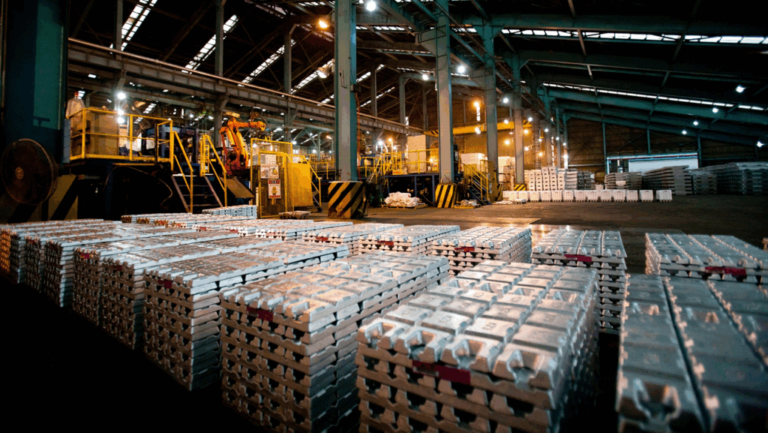 Korea Zinc révise l'émission d'actions d'une fonderie américaine à 1,94 milliard de dollars