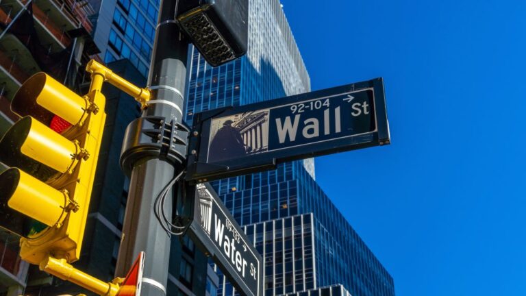 Wall Street se bouscule pour donner son avis sur Rio-Glencore et vise un prix de 100 millions de dollars