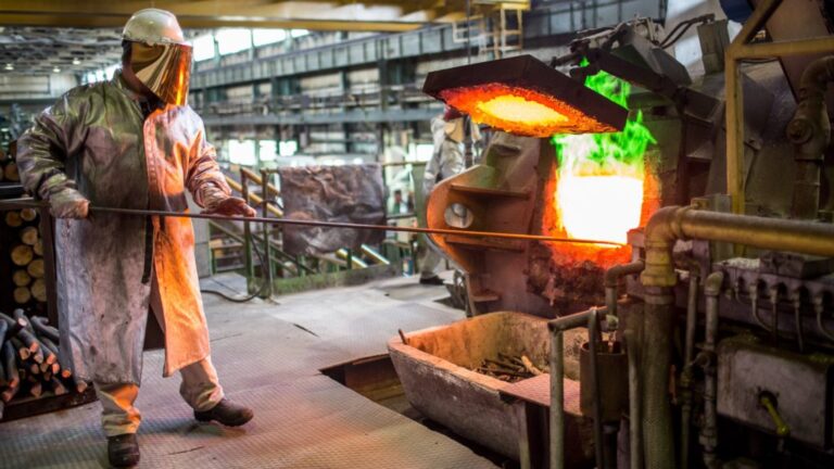 Copper rally masks smelting power shift