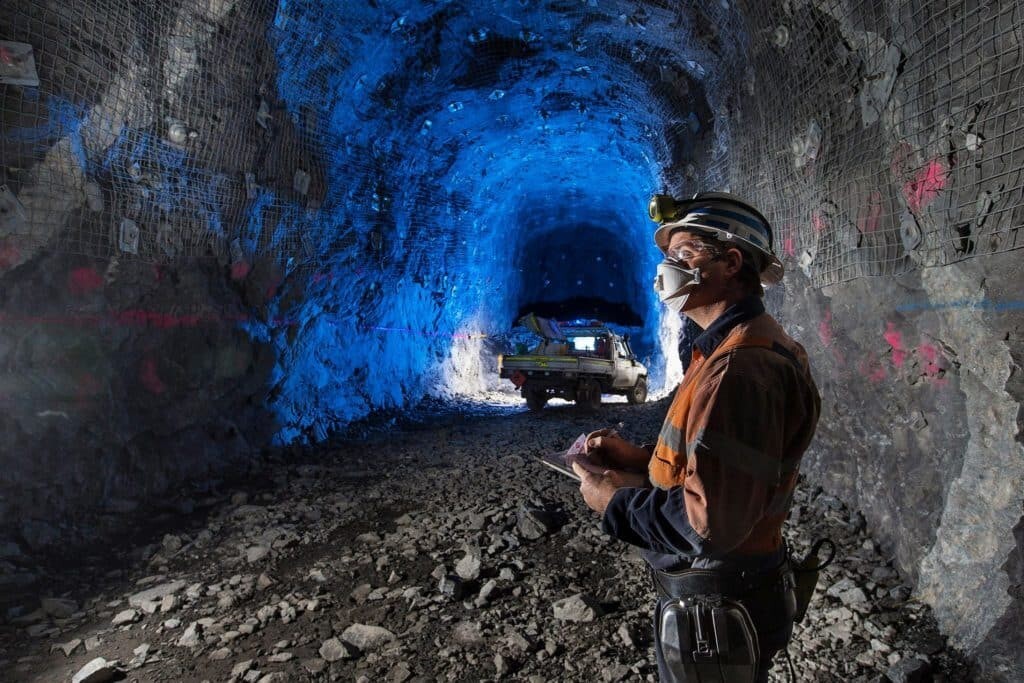 Une entreprise chinoise maintient la seule mine d'antimoine du Canada inactive, ce qui soulève des inquiétudes concernant la chaîne d'approvisionnement