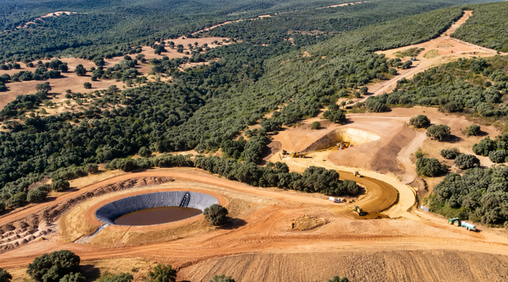 L'introduction en bourse d'Abenójar Tungsten à Londres met fin à une sécheresse de huit ans