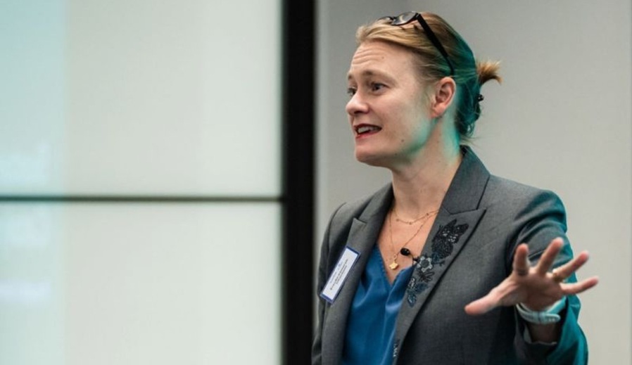 L'ancienne dirigeante d'Anglo American de Rio Tinto est nommée première femme PDG du CIMM